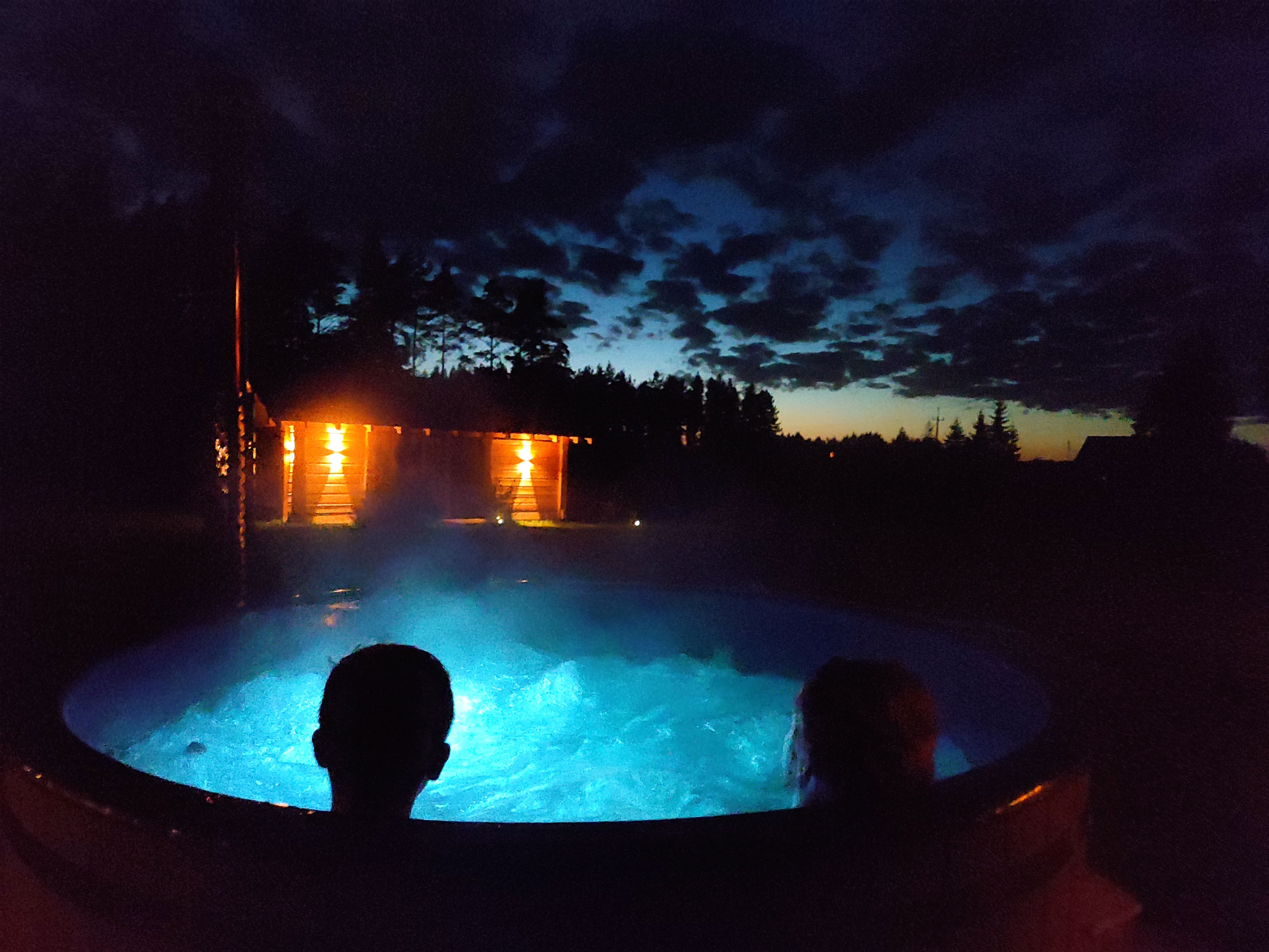 Balia z jacuzzi - Udogodnienia